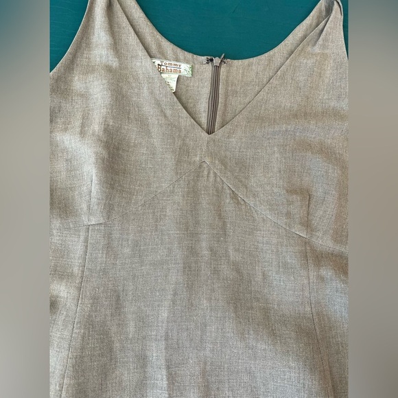 Tommy Bahama Linen Blend Dress Size 12 Beige / Gray Silk Lining V-Neck Back Zip - Picture 4 of 9